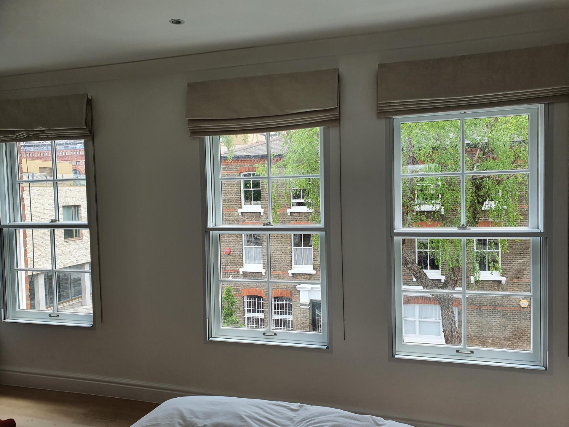 Acoustic glazing solution in a modern apartment